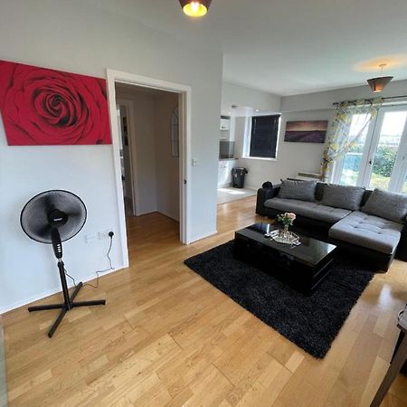 לונדון The Reflection Apartment , With River Thames View מראה חיצוני תמונה