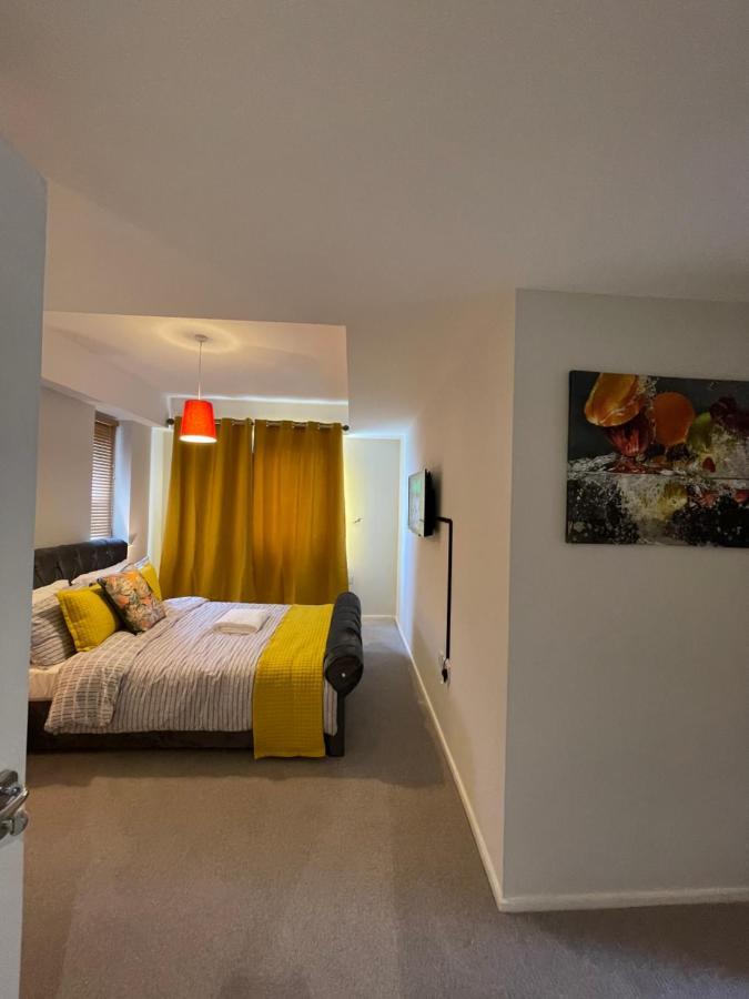 לונדון The Reflection Apartment , With River Thames View מראה חיצוני תמונה