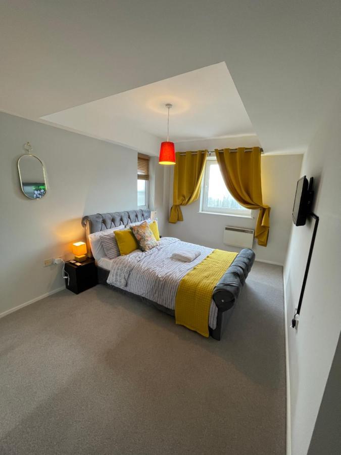 לונדון The Reflection Apartment , With River Thames View מראה חיצוני תמונה